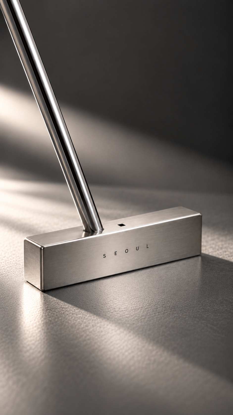 Rear angle of the BUTR Seoul putter
